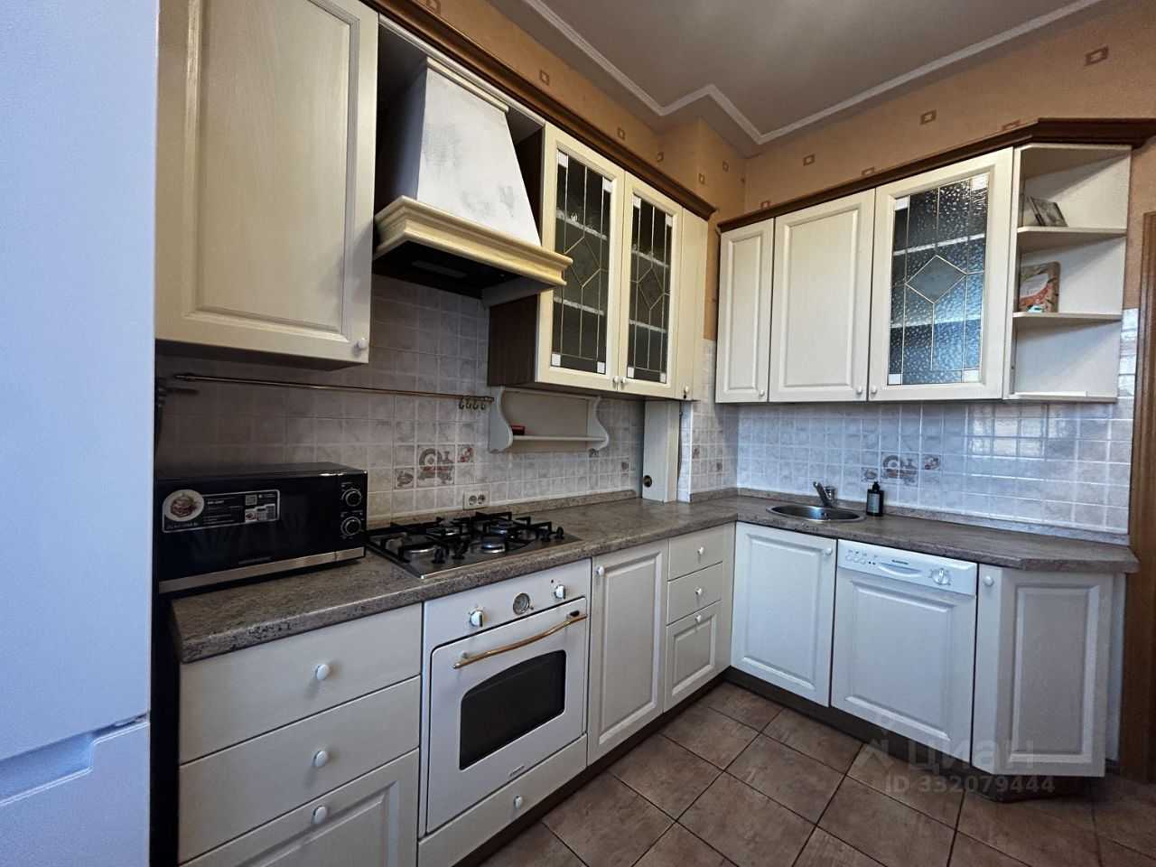 3-комнатная квартира, 90 м² — фотография 3