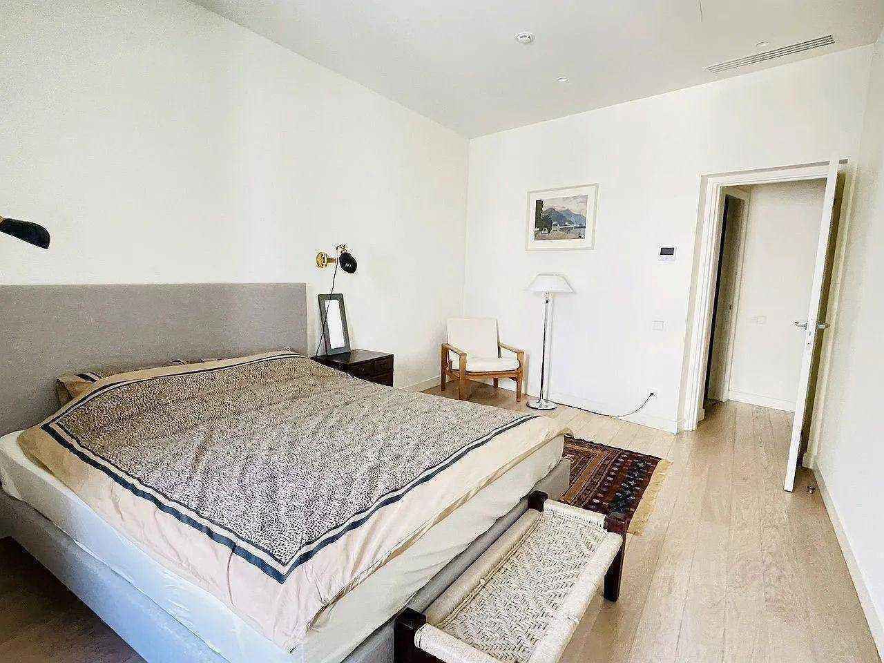 4-комнатная квартира, 120 м² — фотография 3