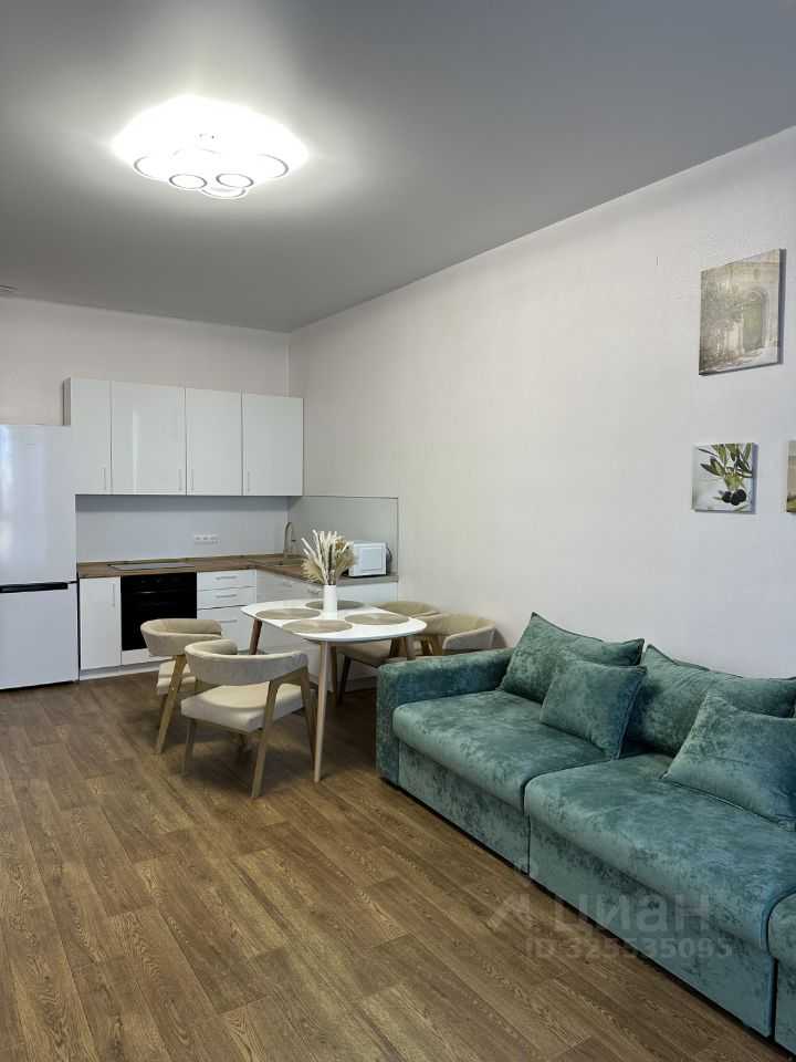 2-комнатная квартира, 80,6 м² — фотография 3