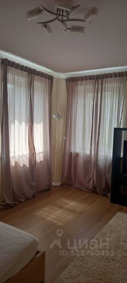 1-комнатная квартира, 52 м² — фотография 2