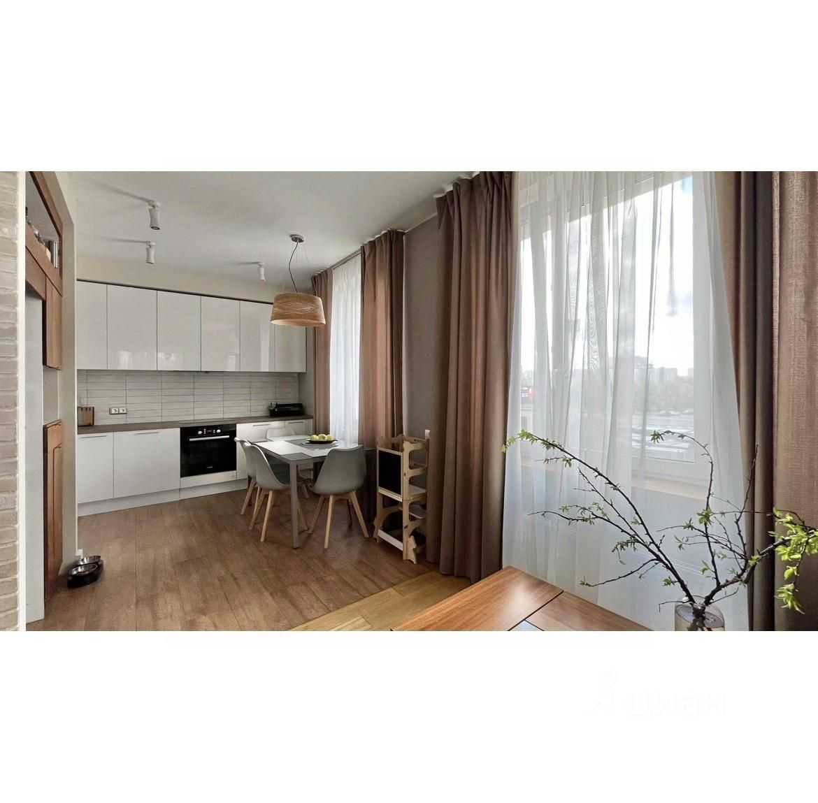 3-комнатная квартира, 103 м² — фотография 2