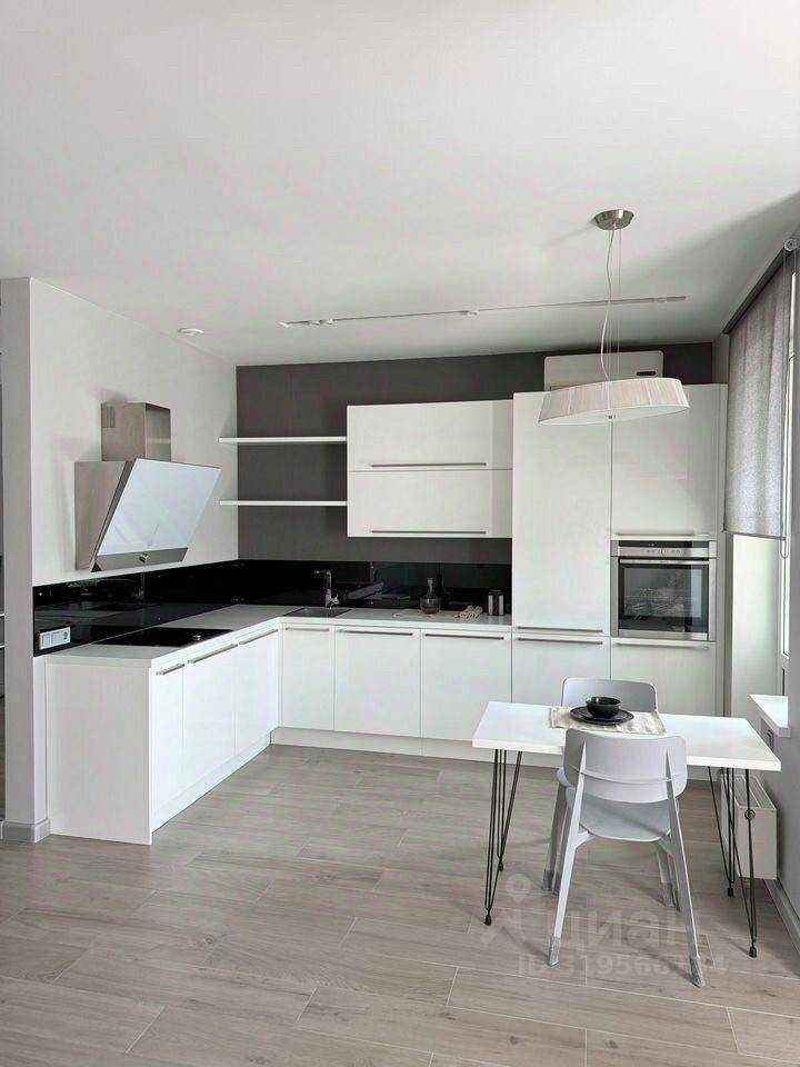 1-комнатная квартира, 45 м² — фотография 2