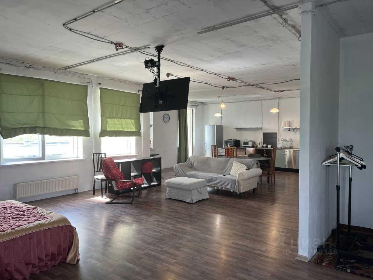1-комнатная квартира, 98 м²