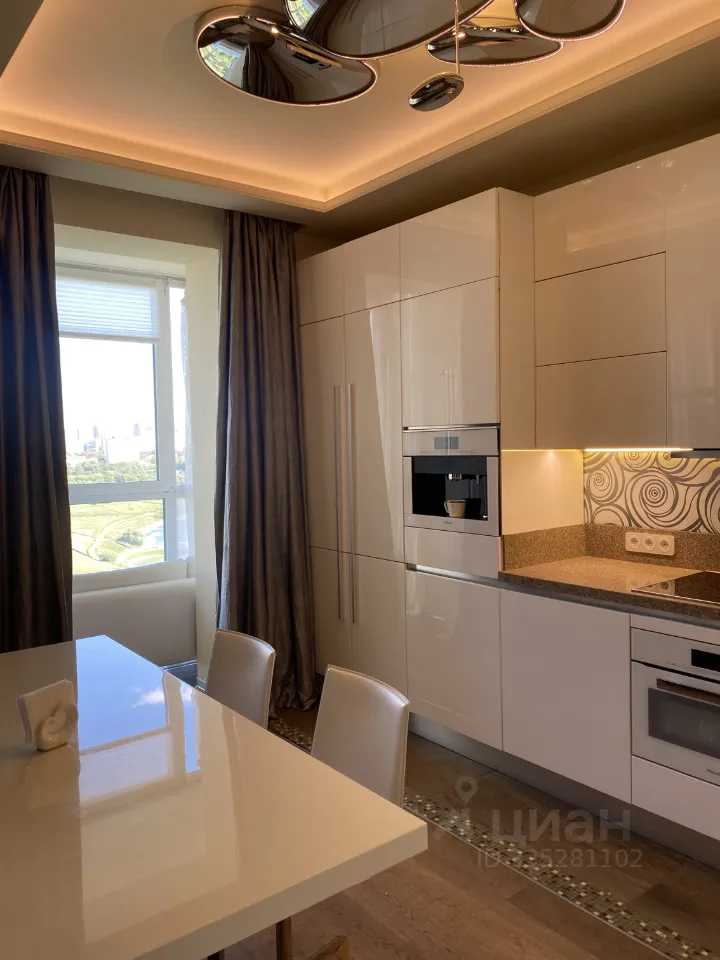 2-комнатная квартира, 70 м² — фотография 2