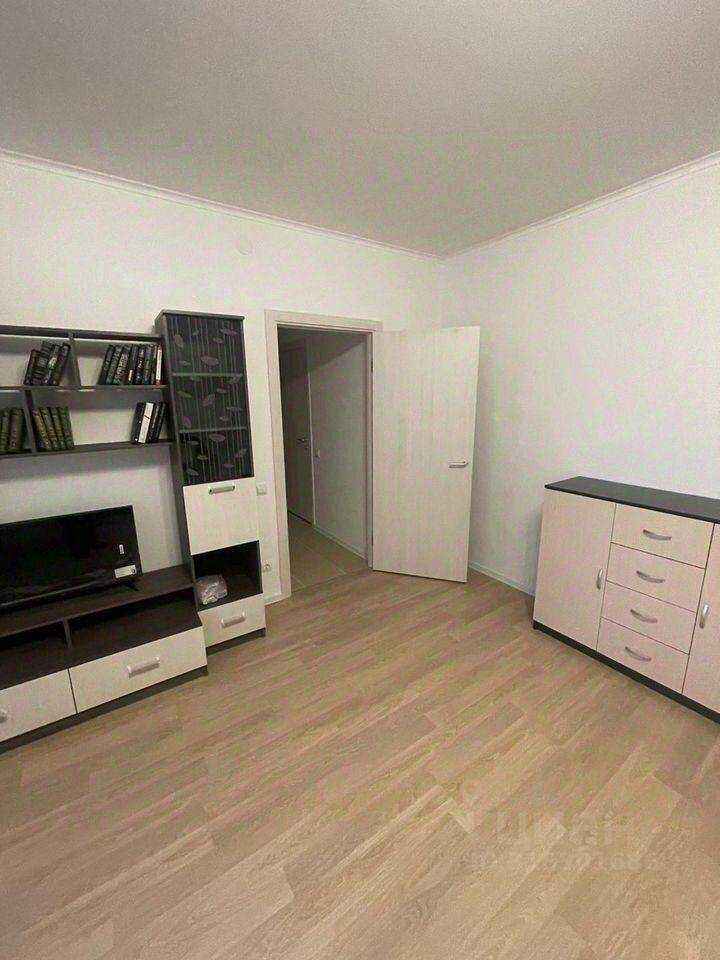 2-комнатная квартира, 65 м² — фотография 3