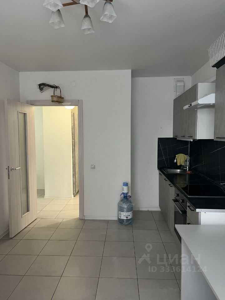 3-комнатная квартира, 72 м² — фотография 2