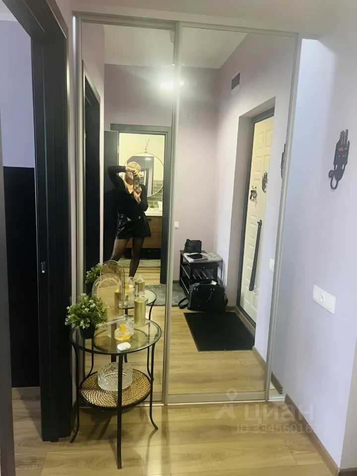 1-комнатная квартира, 46 м² — фотография 2