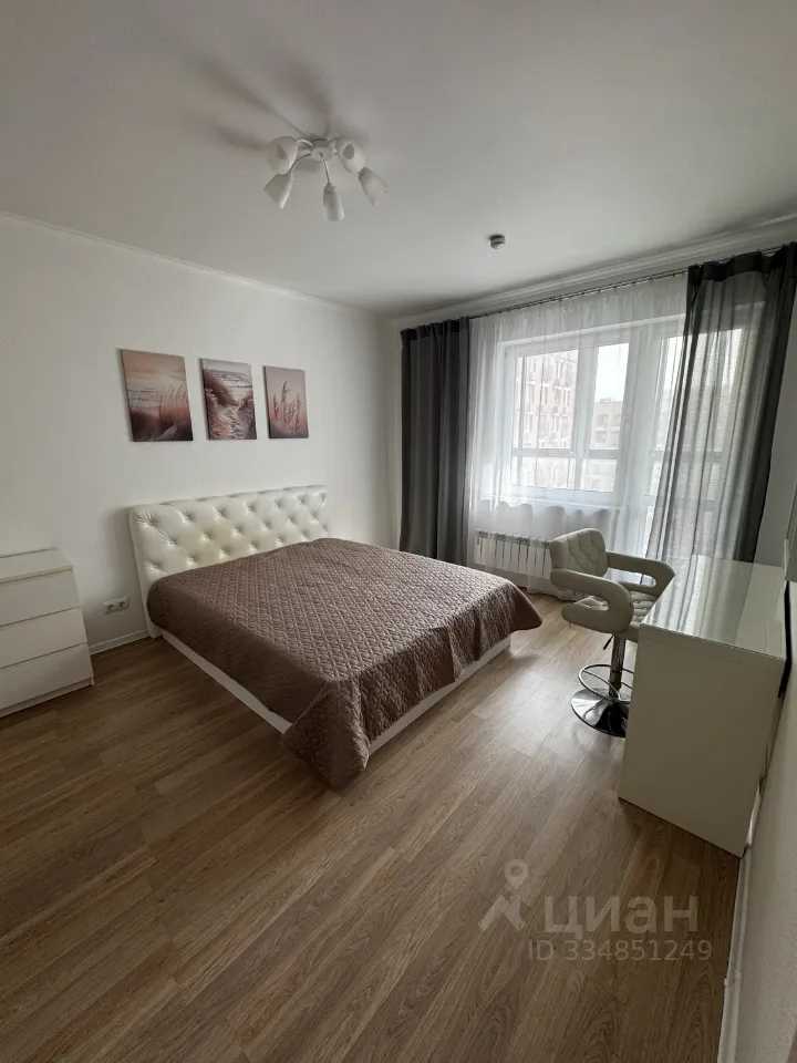 2-комнатная квартира, 64 м² — фотография 2