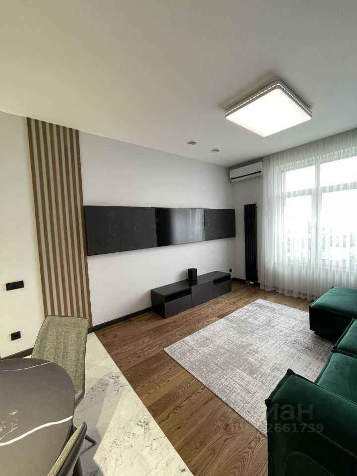 2-комнатная квартира, 70 м² — фотография 3