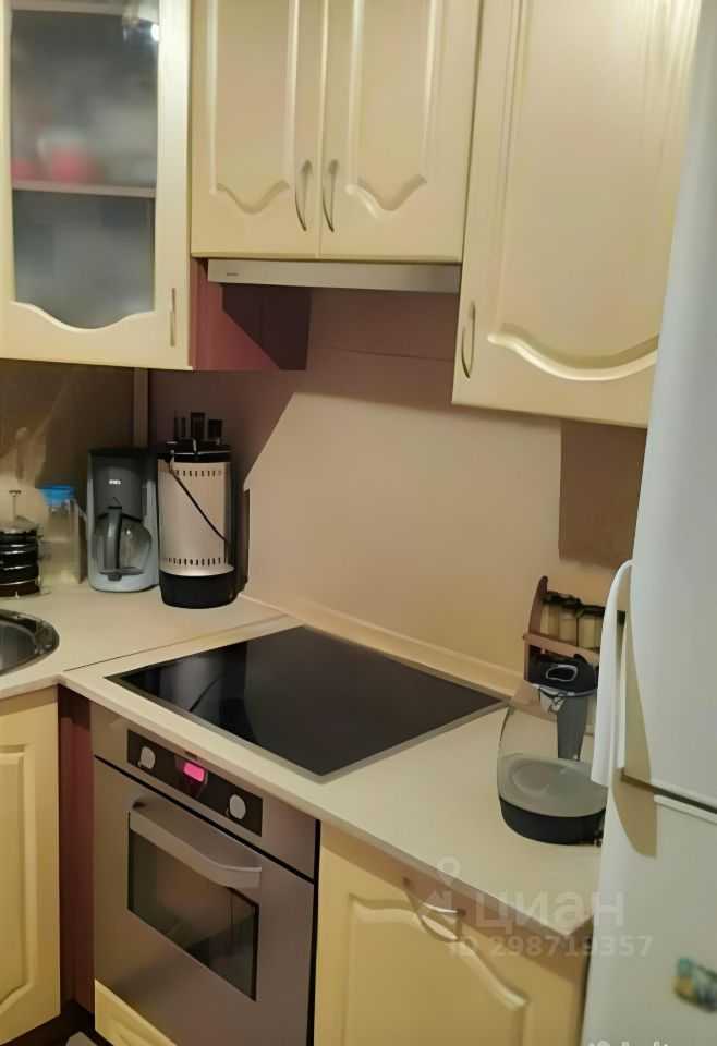 4-комнатная квартира, 64 м² — фотография 3