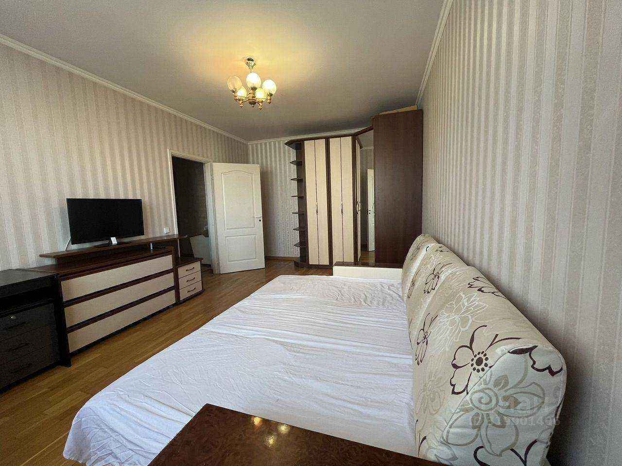 1-комнатная квартира, 42 м² — фотография 2