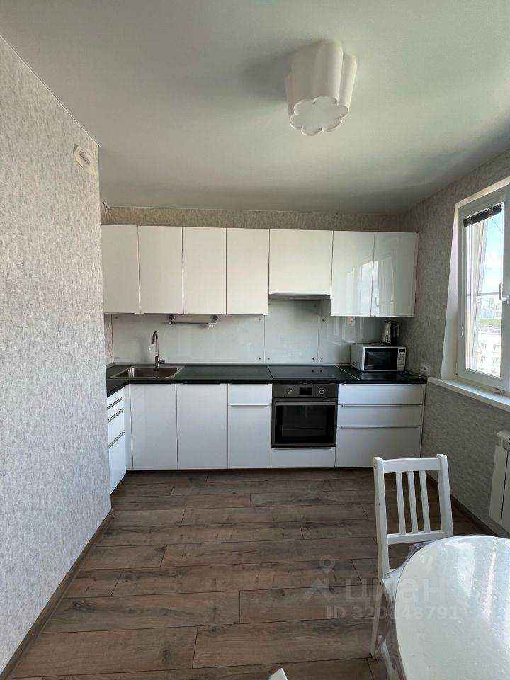 3-комнатная квартира, 77 м²