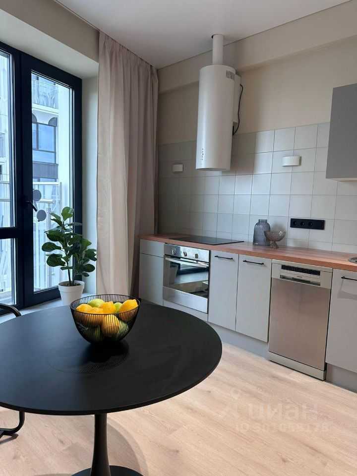 2-комнатная квартира, 56,5 м² — фотография 2
