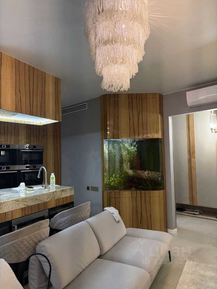 4-комнатная квартира, 110 м² — фотография 3