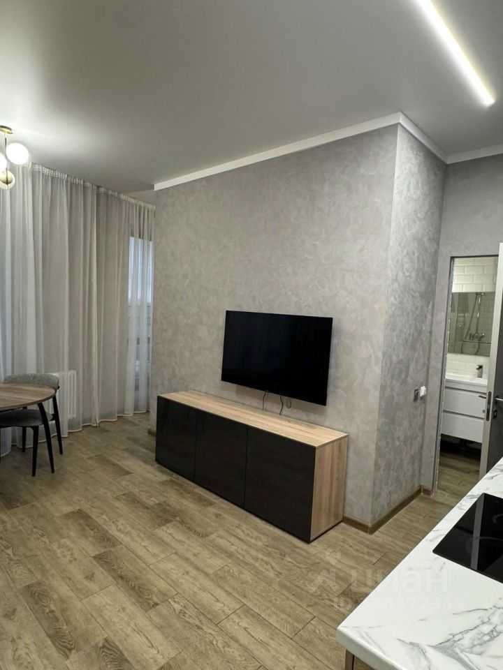 1-комнатная квартира, 37 м² — фотография 2