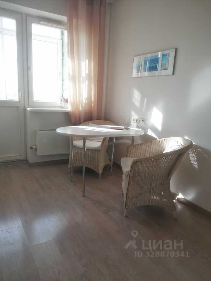 1-комнатная квартира, 46 м² — фотография 2
