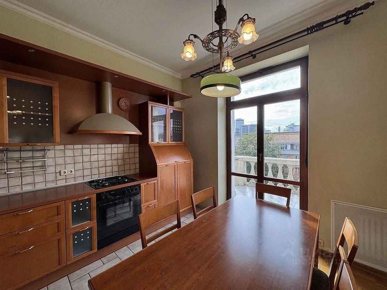 4-комнатная квартира, 118 м² — фотография 2