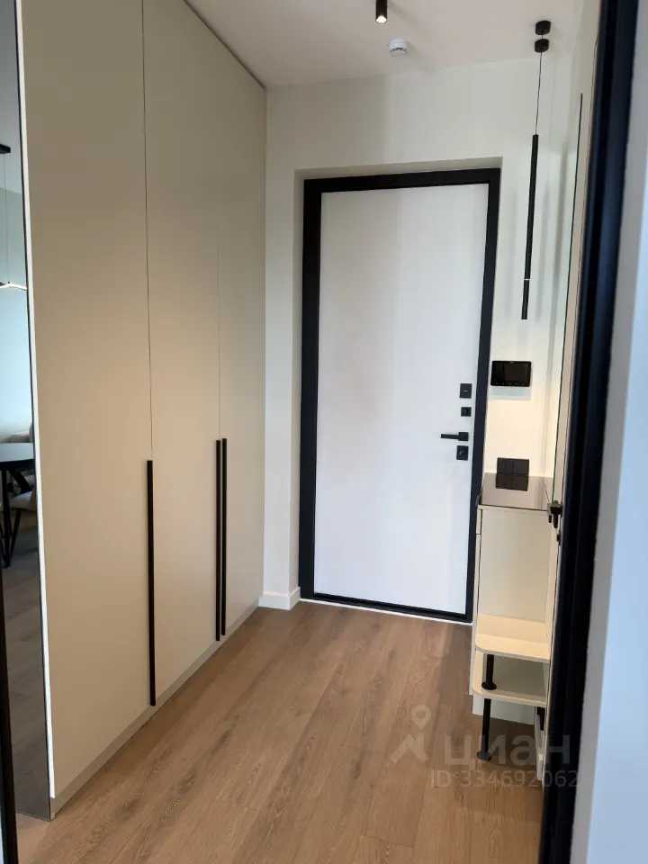 1-комнатная квартира, 47 м² — фотография 2