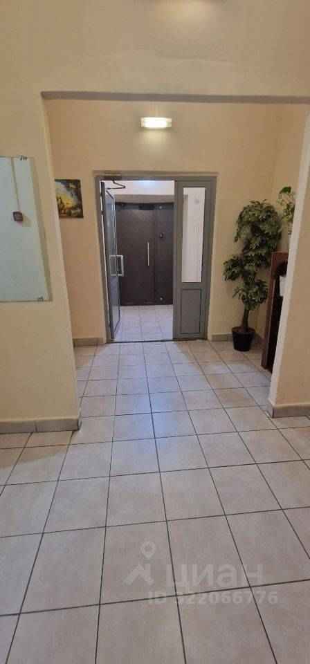 2-комнатная квартира, 64 м² — фотография 3