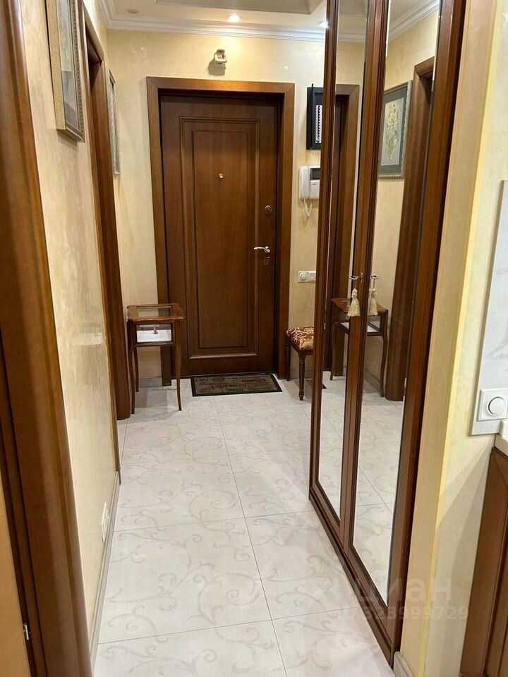 1-комнатная квартира, 46 м² — фотография 2