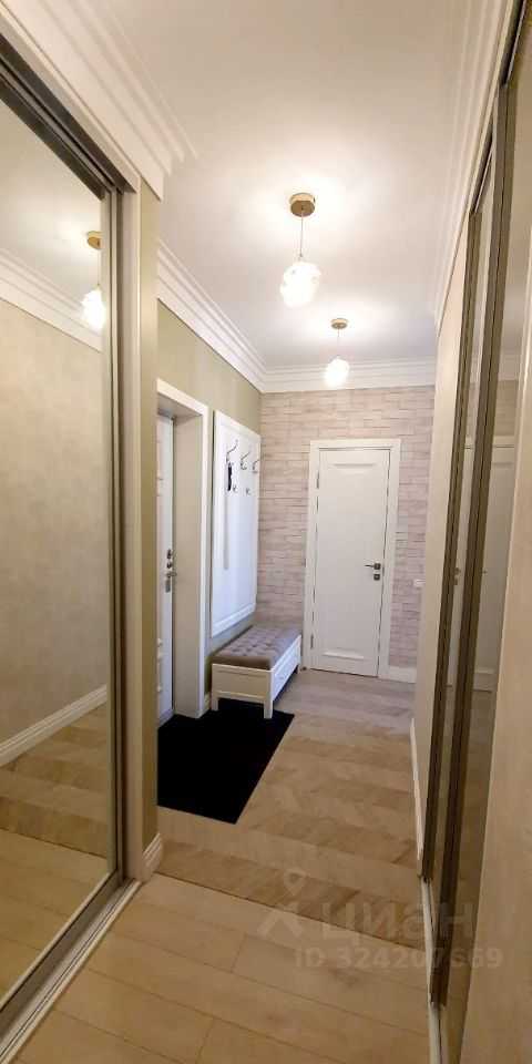 2-комнатная квартира, 55 м² — фотография 2