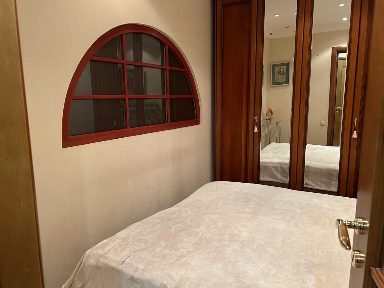 1-комнатная квартира, 46 м² — фотография 3