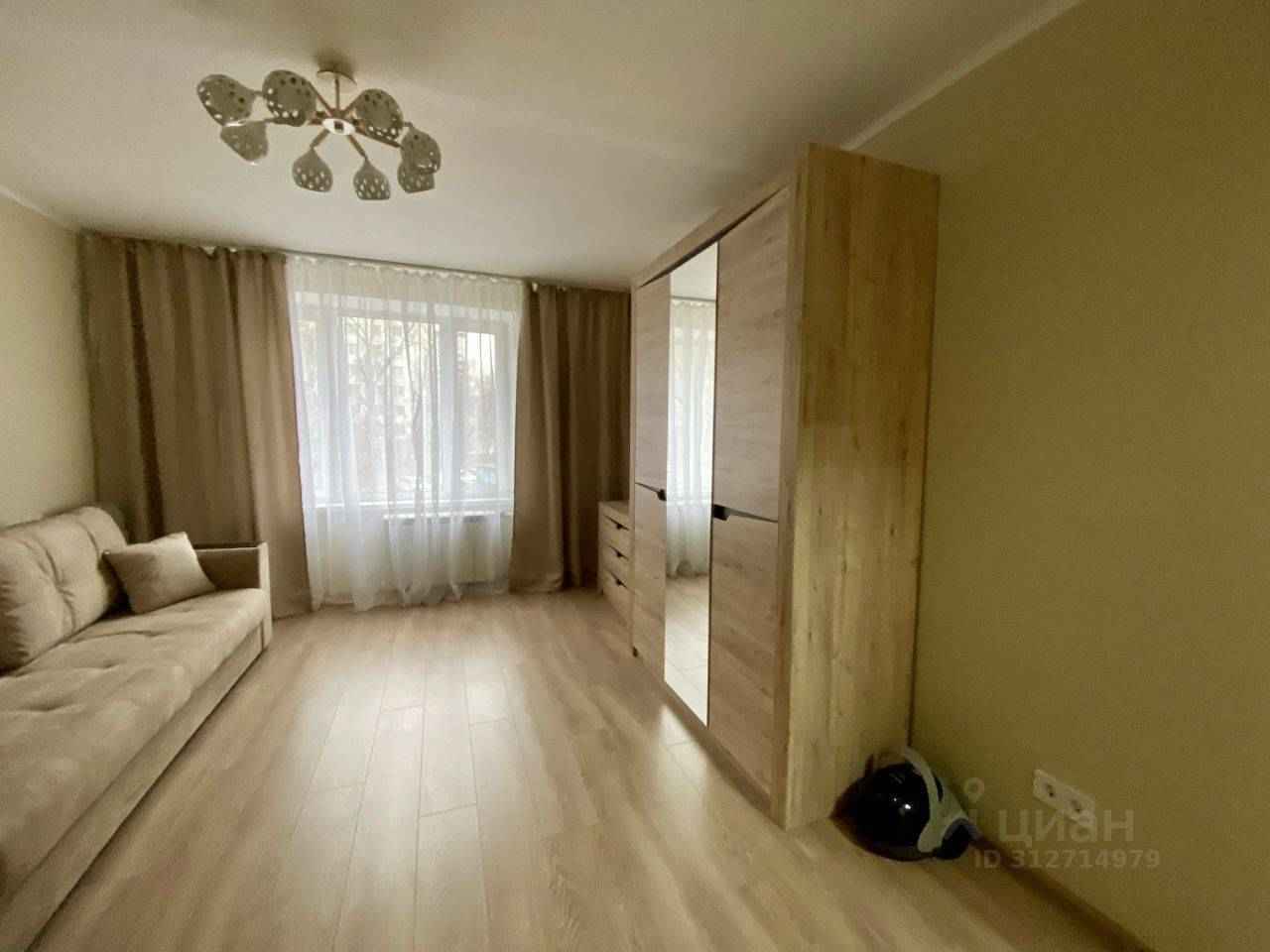 1-комнатная квартира, 35 м² — фотография 2