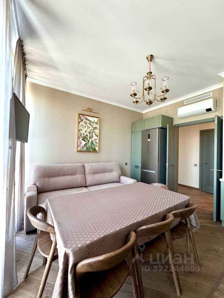 2-комнатная квартира, 65 м² — фотография 2