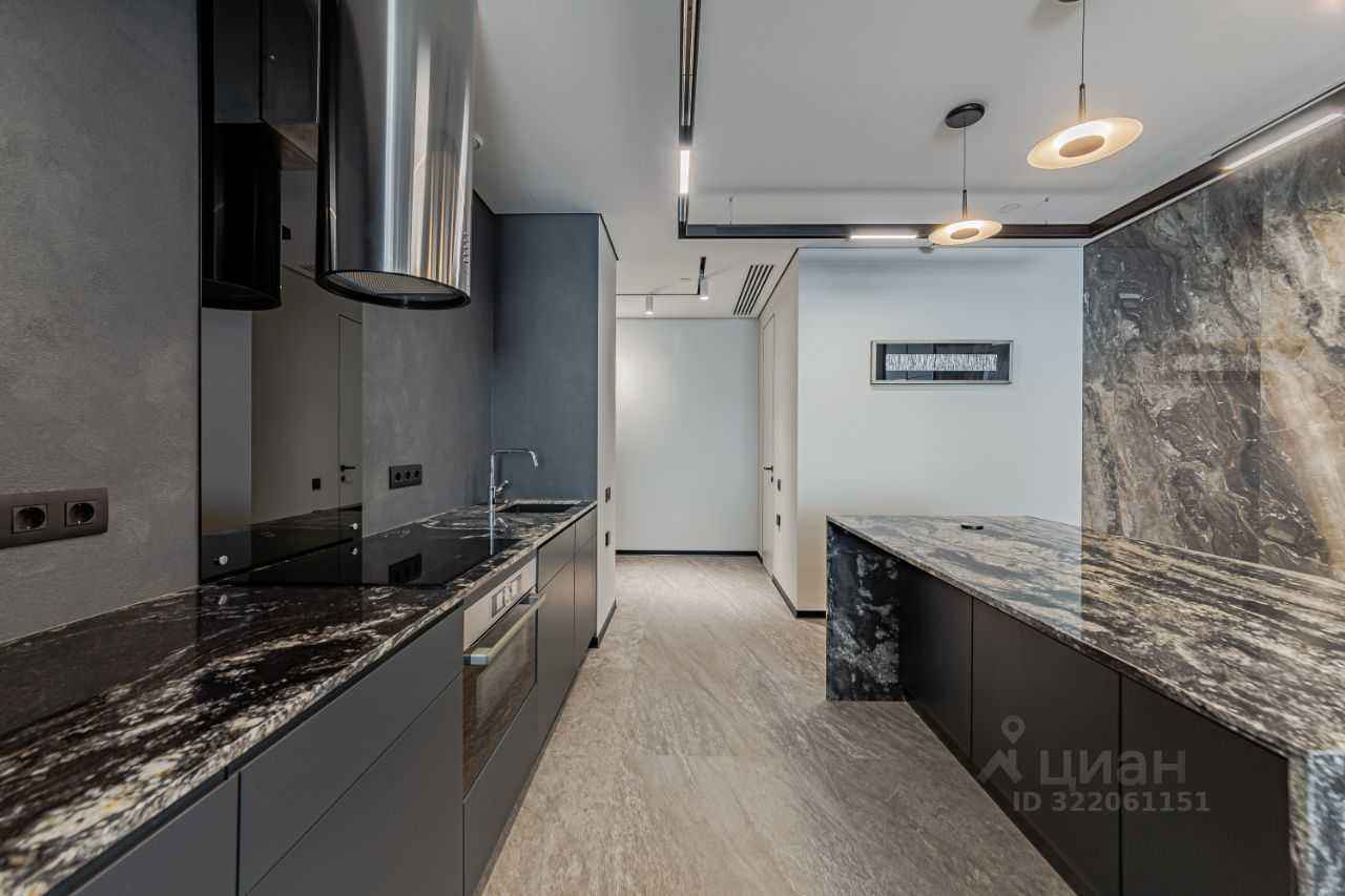 2-комнатная квартира, 79 м² — фотография 3