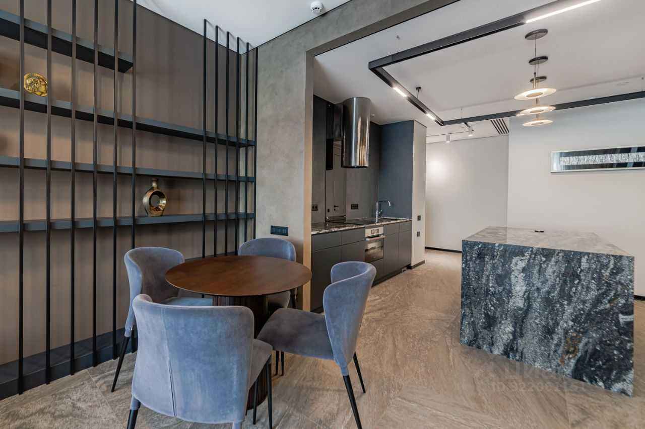 2-комнатная квартира, 79 м² — фотография 2