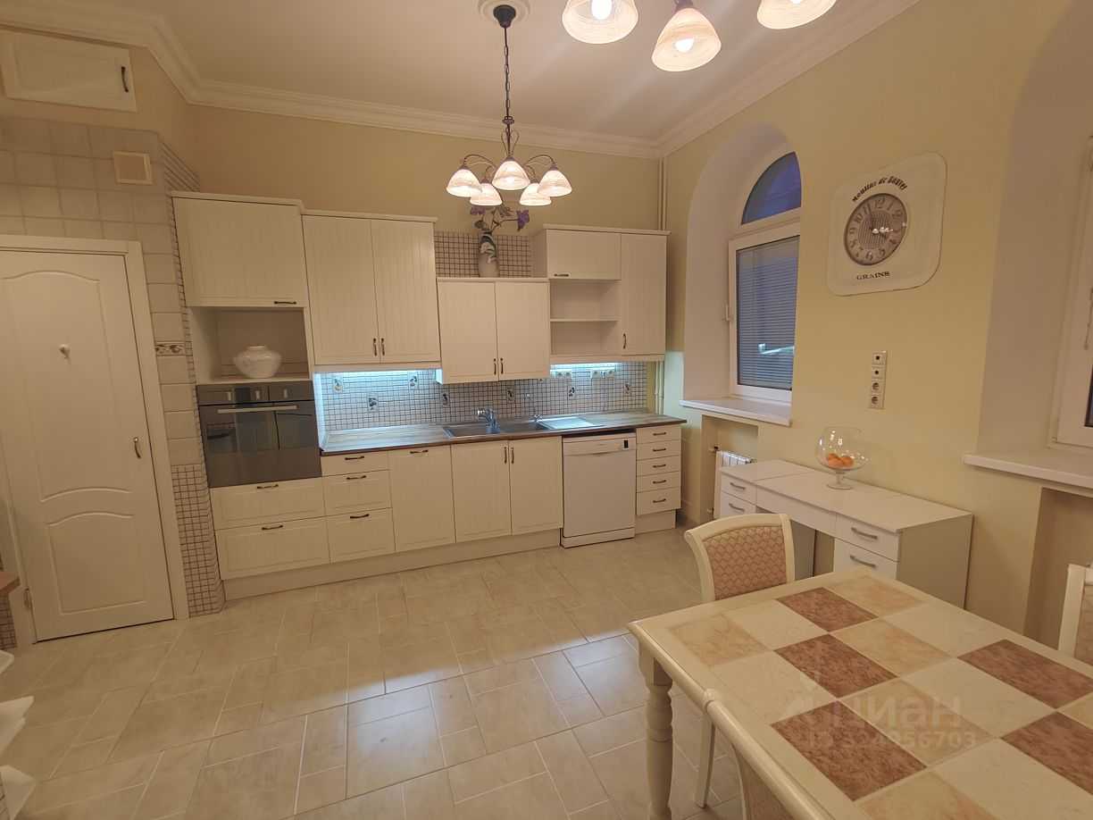 2-комнатная квартира, 70 м² — фотография 2