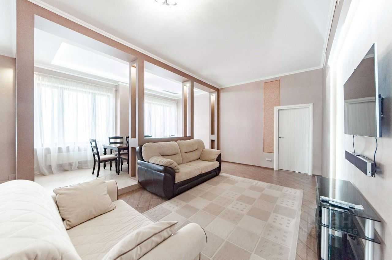 4-комнатная квартира, 192 м² — фотография 2