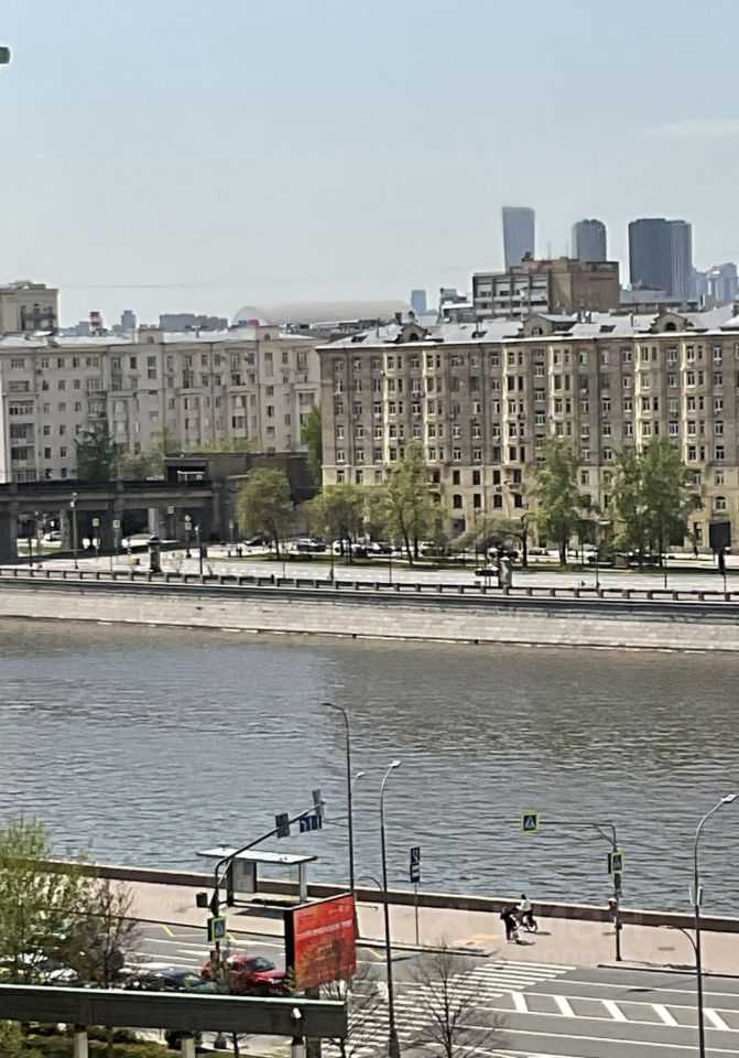 5-комнатная квартира, 195 м² — фотография 2
