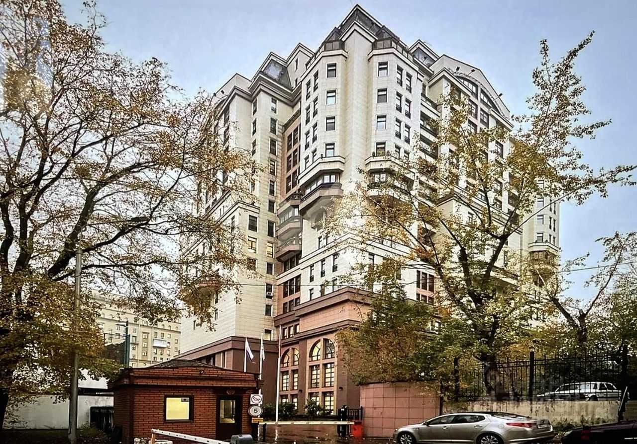 5-комнатная квартира, 195 м²