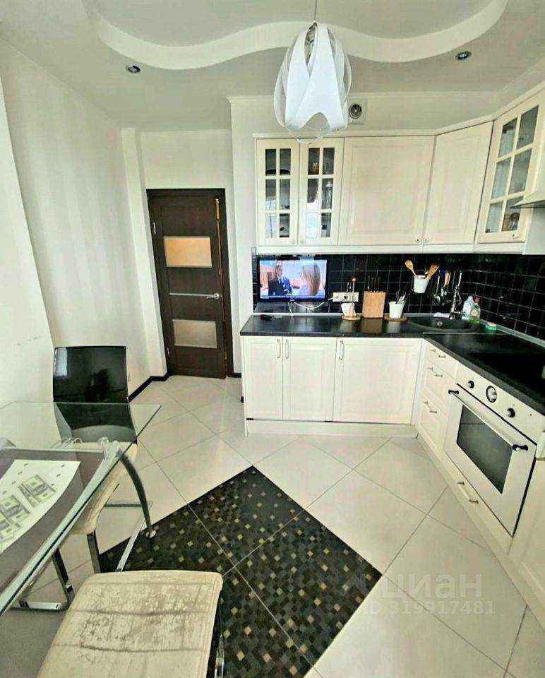 1-комнатная квартира, 37 м² — фотография 2