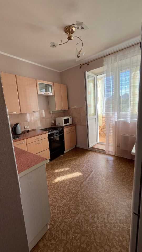 1-комнатная квартира, 37,3 м² — фотография 2