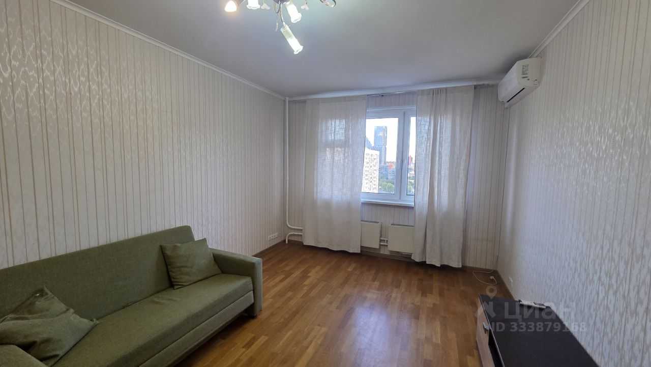2-комнатная квартира, 64 м² — фотография 2