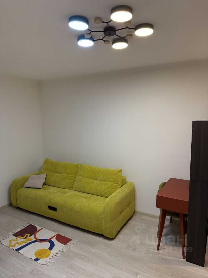1-комнатная квартира, 42 м² — фотография 2