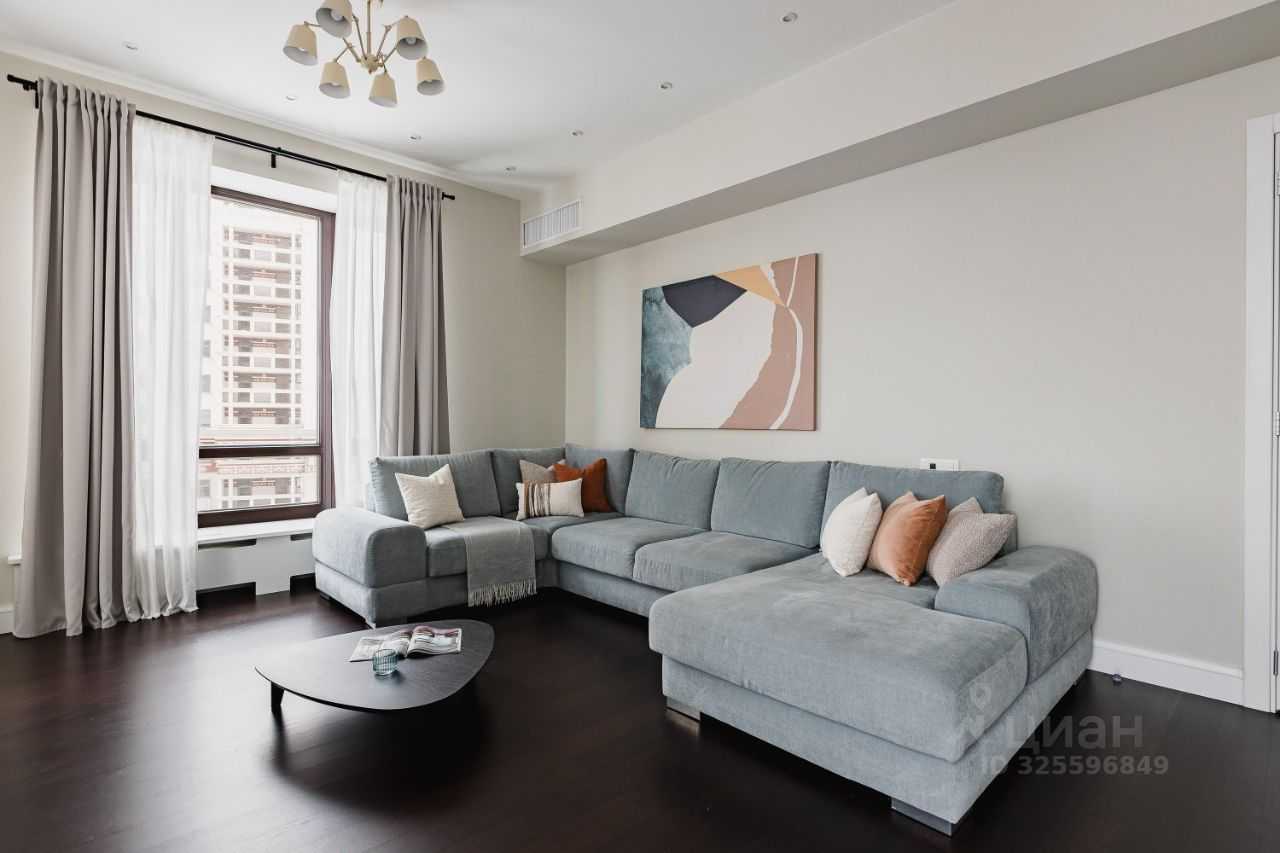 4-комнатная квартира, 130 м² — фотография 2