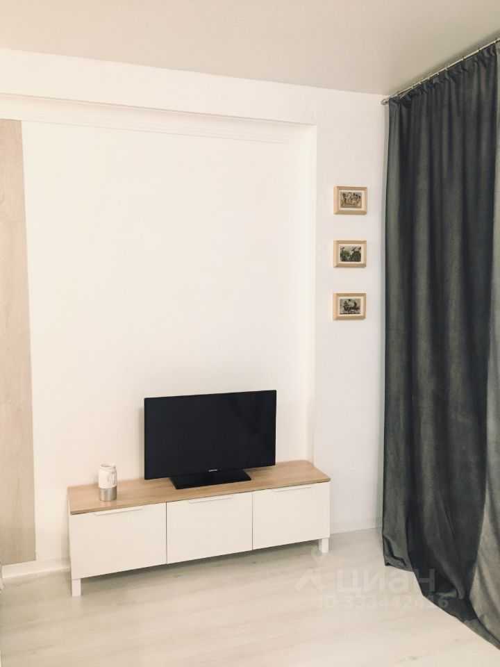 1-комнатная квартира, 42 м² — фотография 2