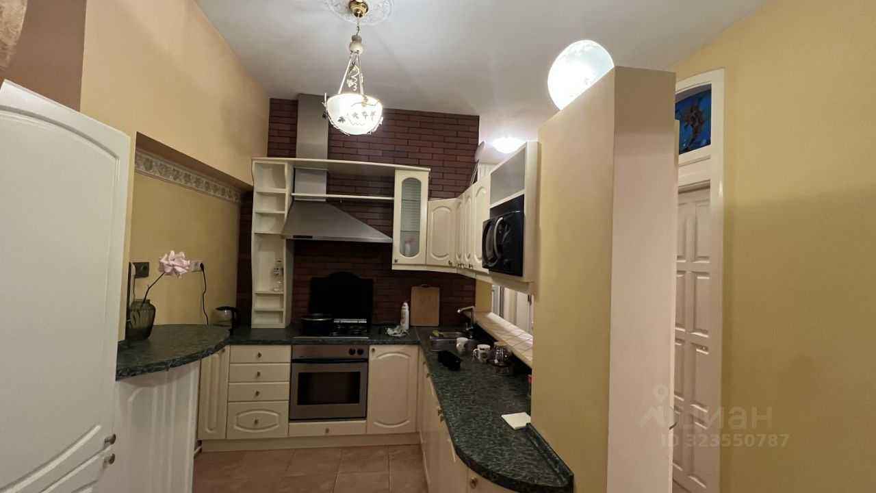 4-комнатная квартира, 120 м² — фотография 3