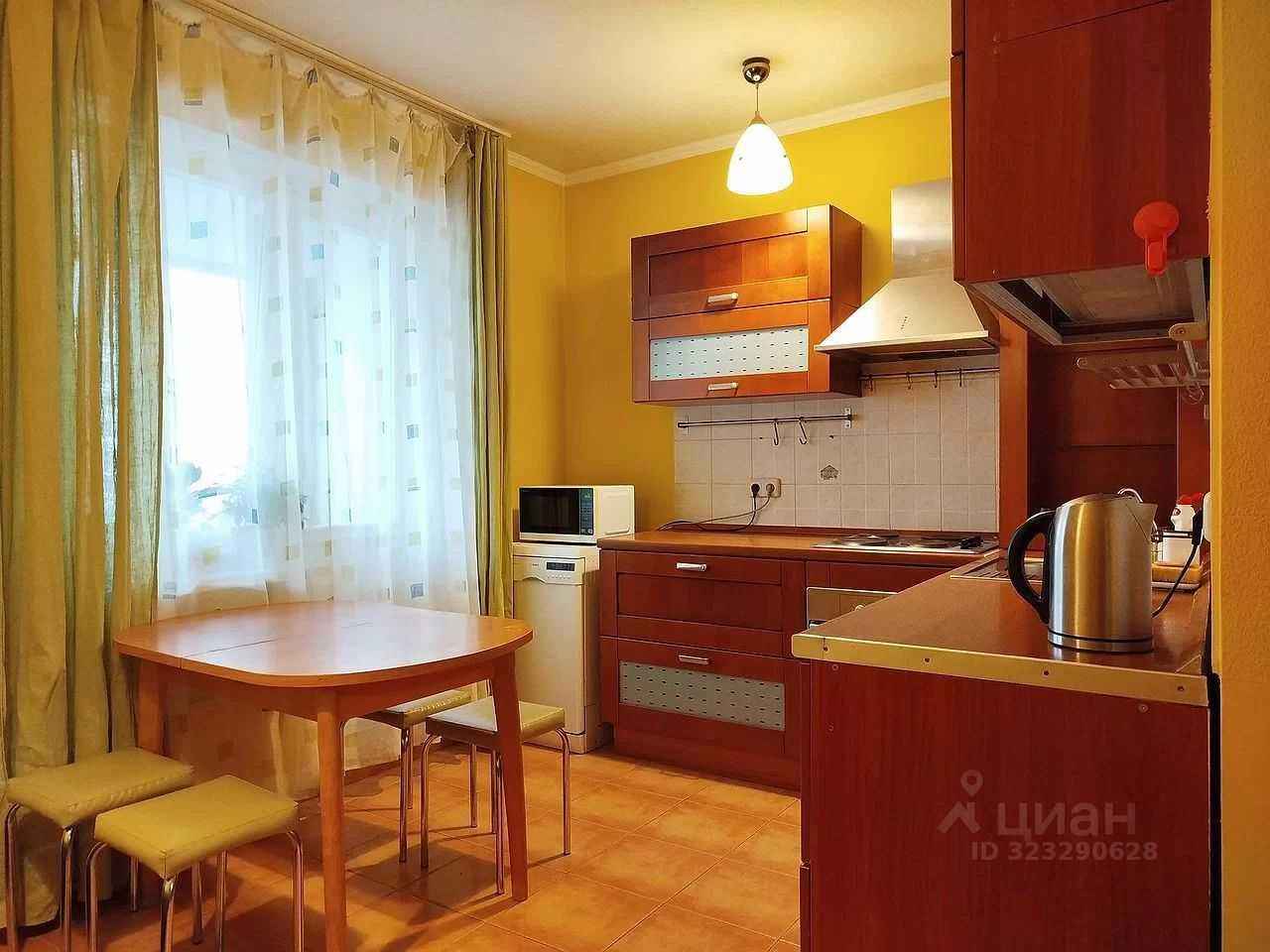 2-комнатная квартира, 70 м² — фотография 2
