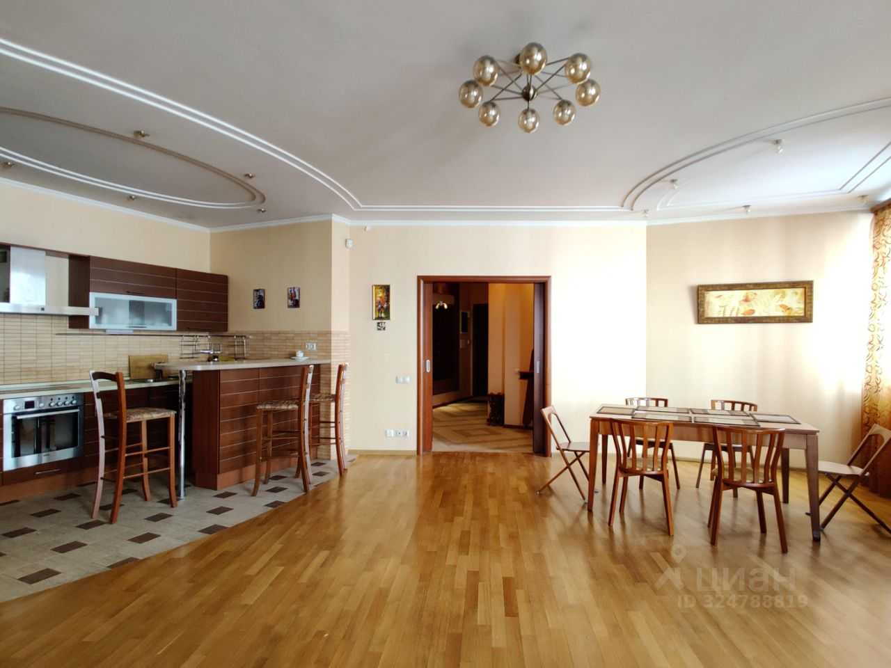 5-комнатная квартира, 175 м²