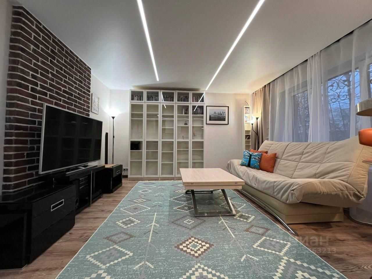 3-комнатная квартира, 63 м² — фотография 2