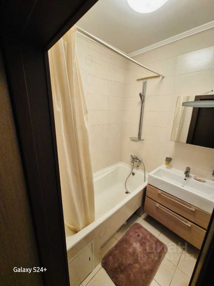 3-комнатная квартира, 83 м² — фотография 2