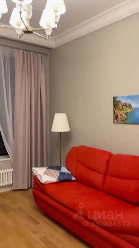 2-комнатная квартира, 70 м² — фотография 2