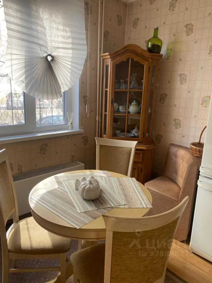 2-комнатная квартира, 56 м² — фотография 2