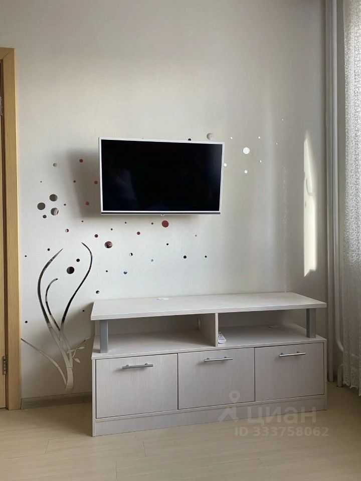 1-комнатная квартира, 42 м² — фотография 3