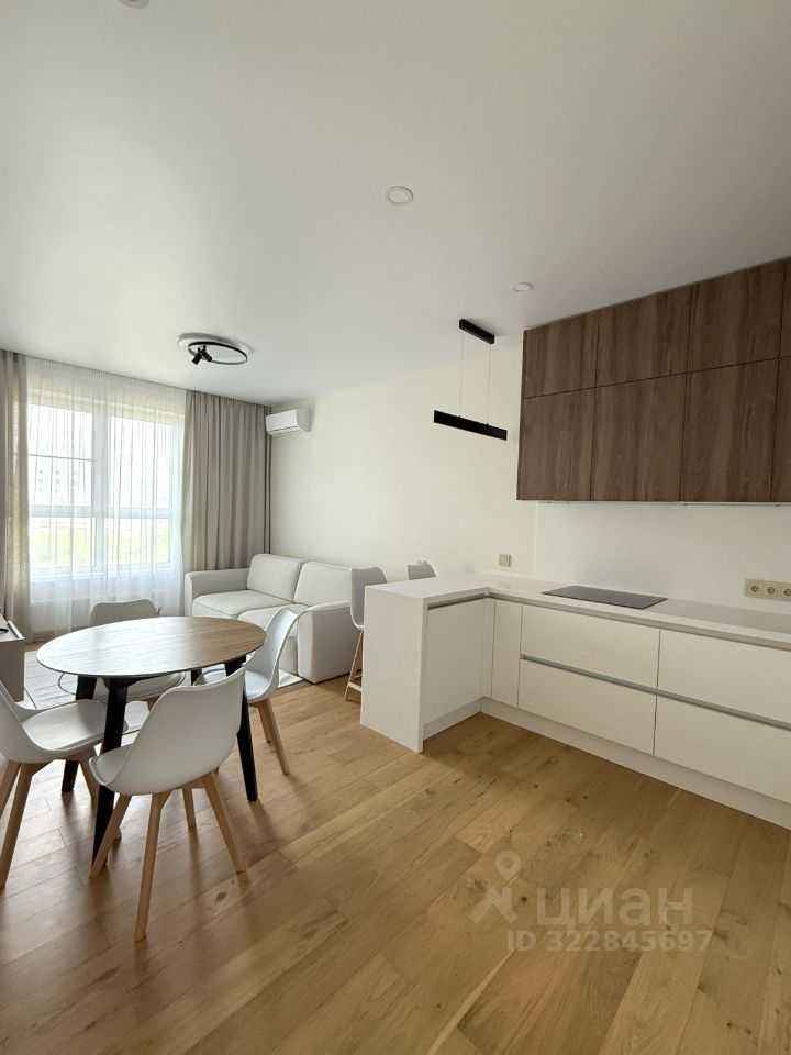 4-комнатная квартира, 97 м²