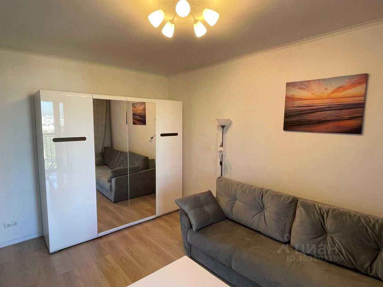 2-комнатная квартира, 55 м² — фотография 2